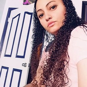 Meet your Posher, Nadia